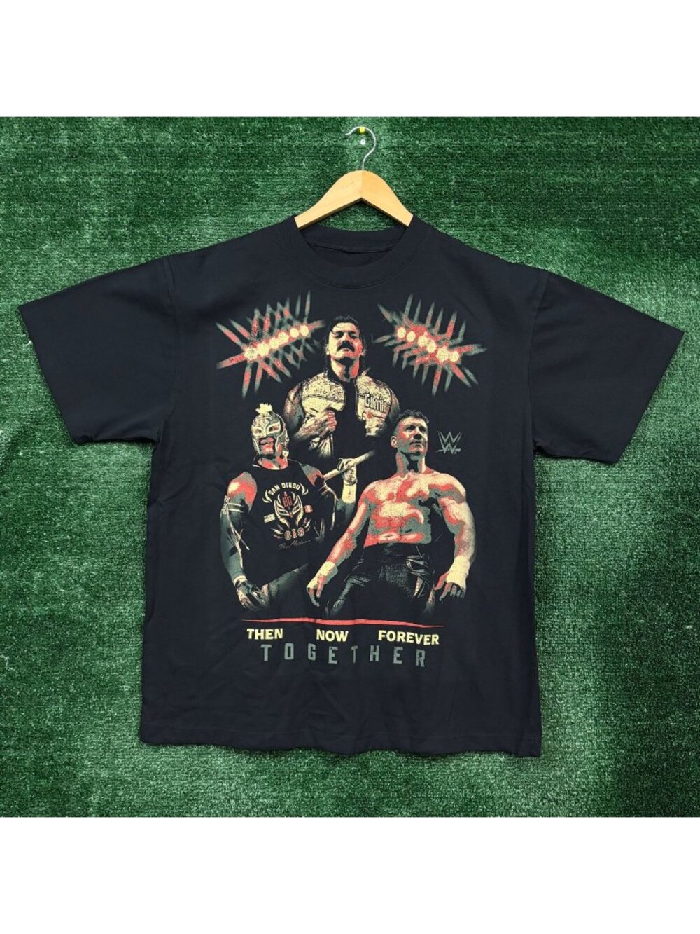 WWE Legends Then Now Together Forever Poster T-Shirt Size Extra Large